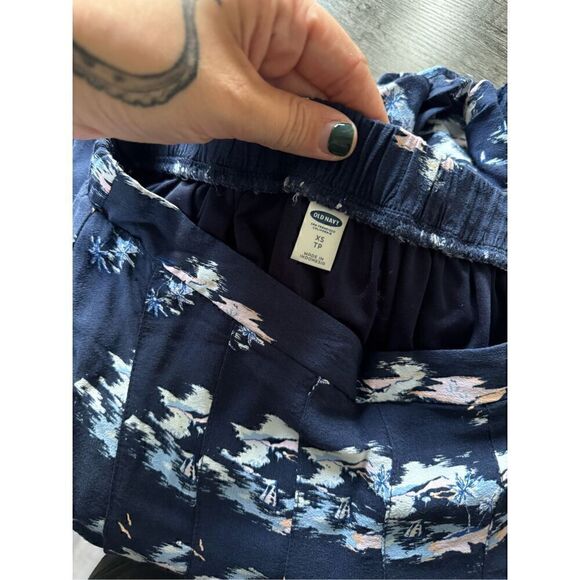 🔵 5 for $25 OLD NAVY women’s navy/multi colored pleated a-line patterned skirt - Picture 7 of 8